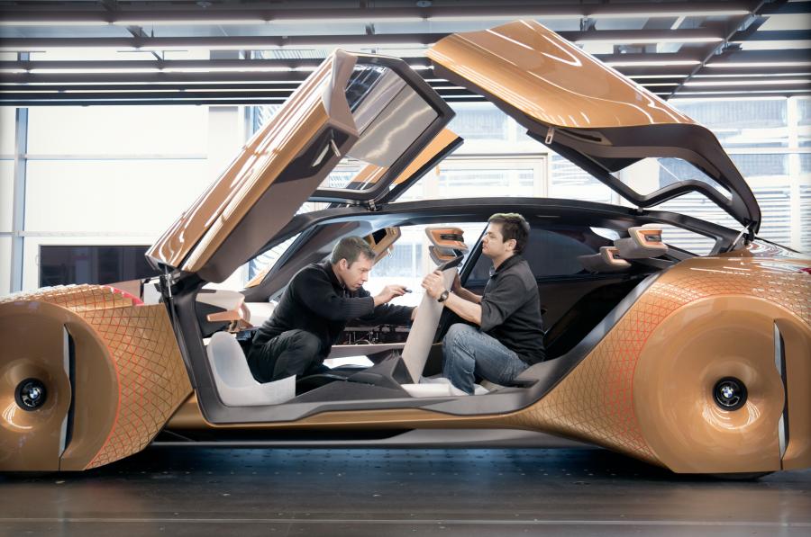  BMW Vision Next 100 2016 года  (фото 61 из 157)